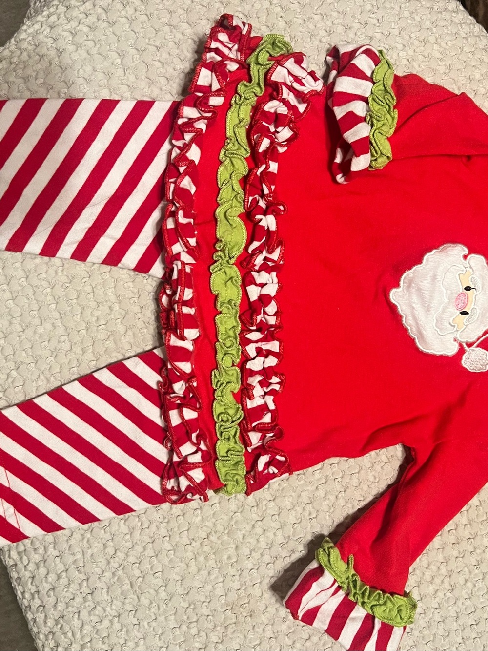 Three Sisters Red Santa Ruffle Set- size 6mon - Picture 2 of 4